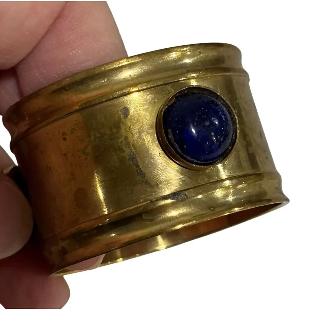 Vintage Brass napkin rings holders in hinged lid storage box gem tone beads